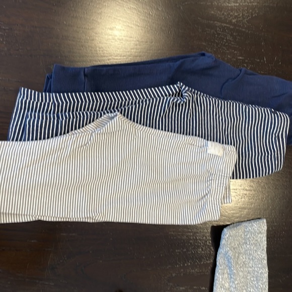 Gap 18-24 Lot - Picture 4 of 4